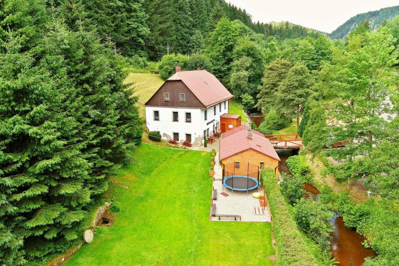 Penzion Ctyrlistek Теплице-над-Метуи Экстерьер фото