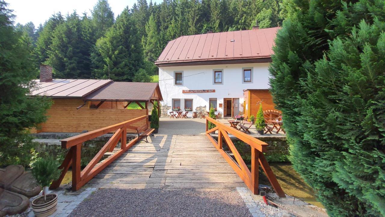Penzion Ctyrlistek Теплице-над-Метуи Экстерьер фото
